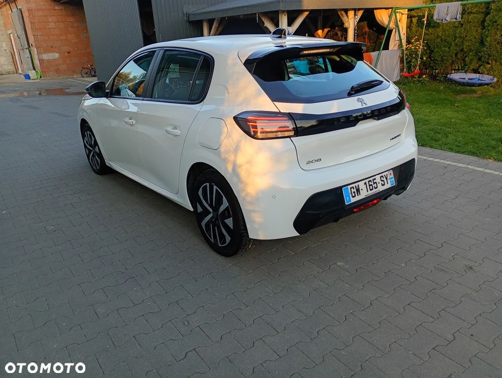 Peugeot 208 - 7