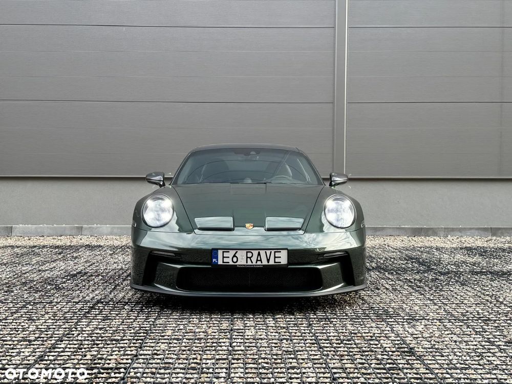 Porsche 911 GT3 Touring - 3
