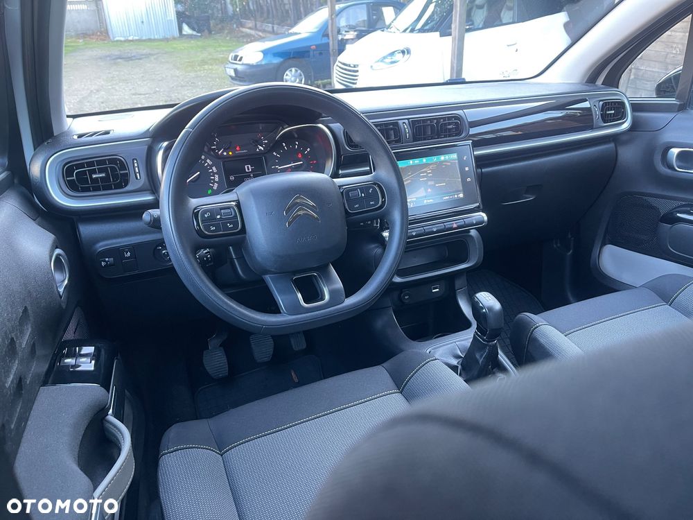 Citroën C3 1.2 PureTech GPF Shine - 21