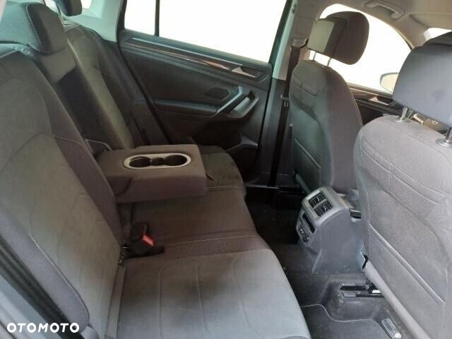 Volkswagen Tiguan 2.0 TSI 4Mot Elegance DSG - 10
