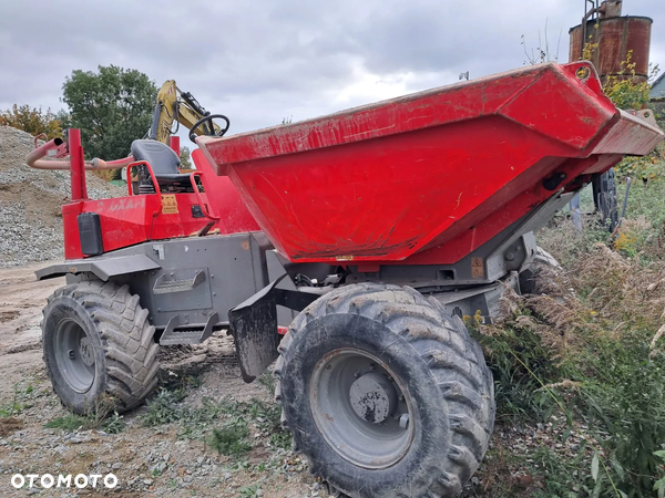 Thwaites MACH 864