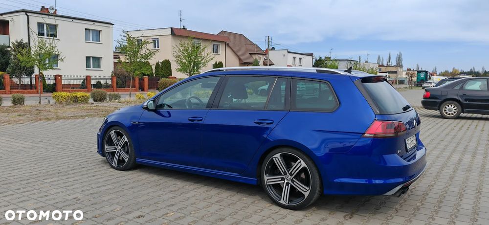 Volkswagen Golf - 7
