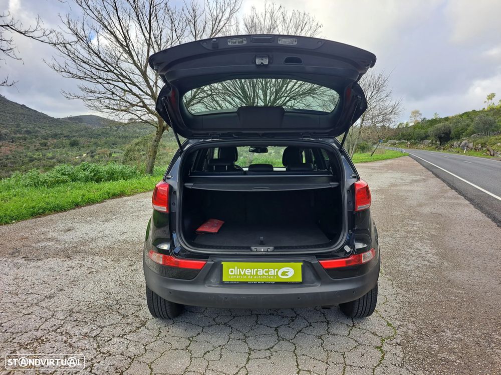 Kia Sportage 1.7 CRDI ISG TX Navi - 30