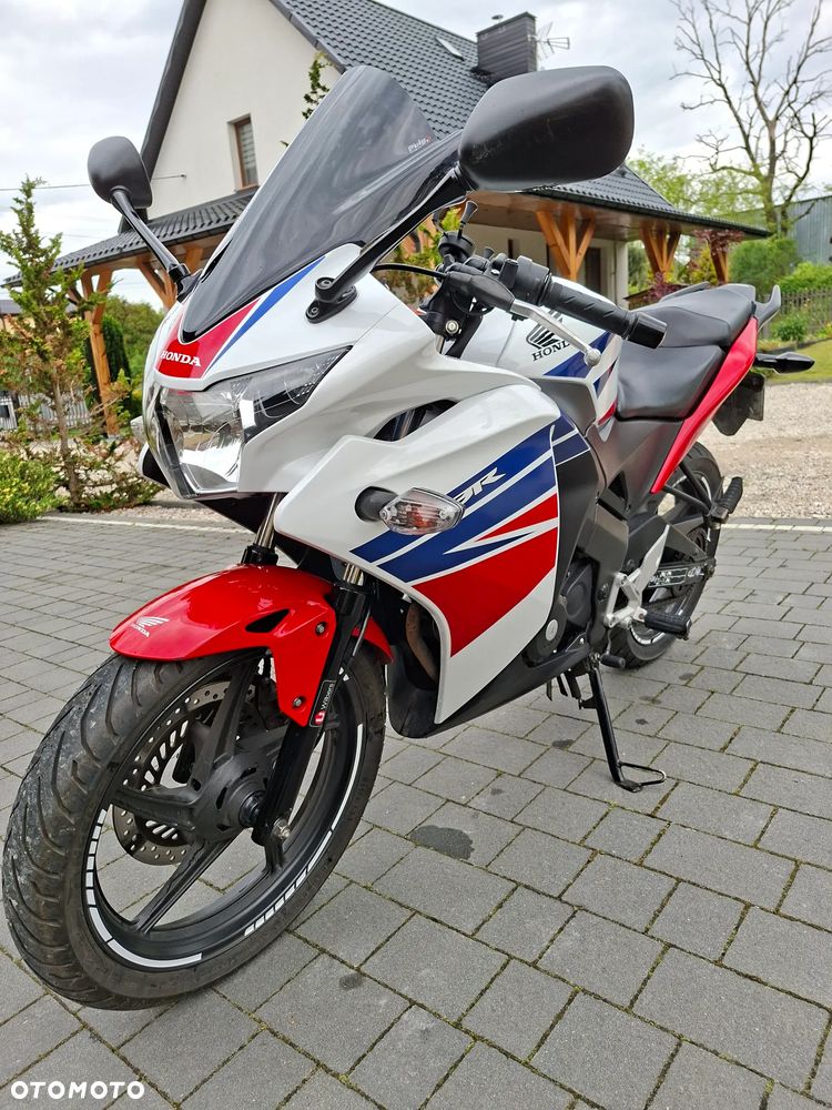Honda CBR - 1