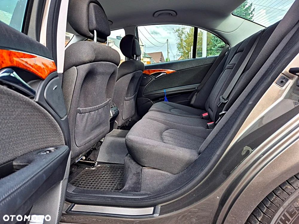 Mercedes-Benz Klasa E 200 T CDI Automatik Avantgarde - 10