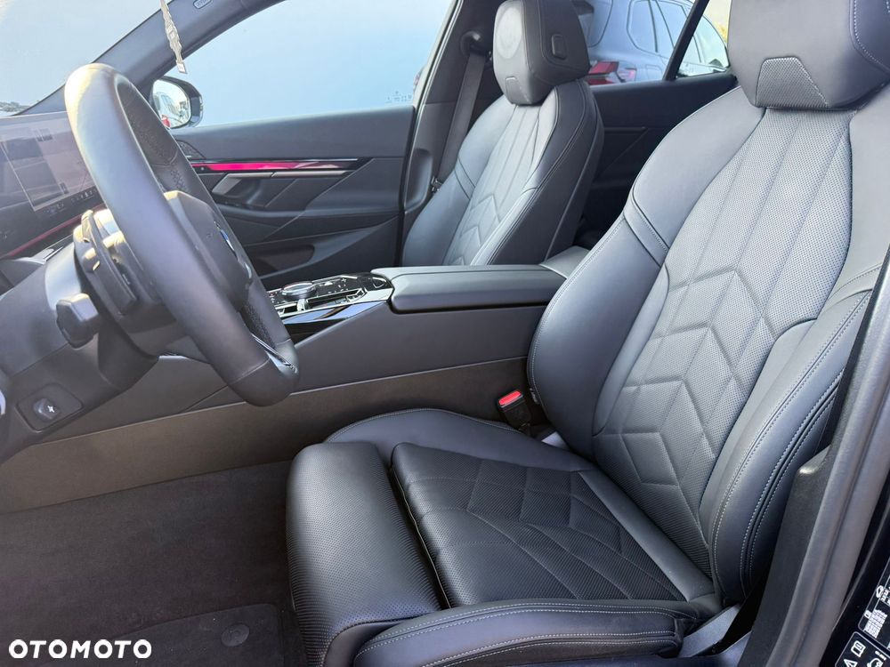 BMW Seria 5 520d - 30