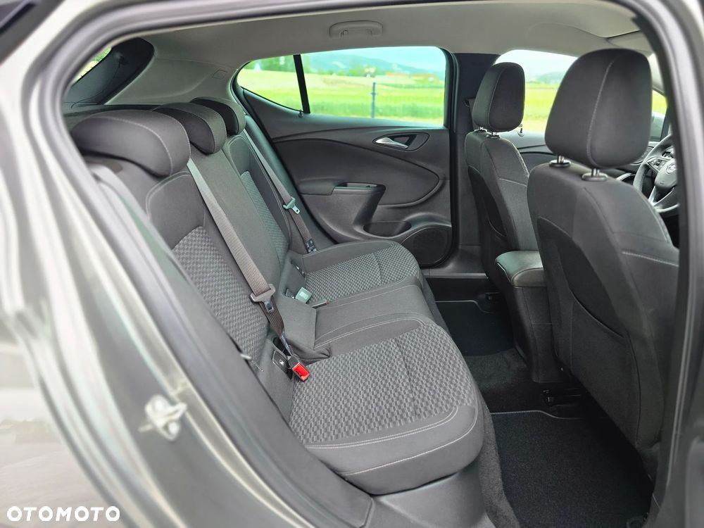 Opel Astra 1.4 Turbo Dynamic - 21