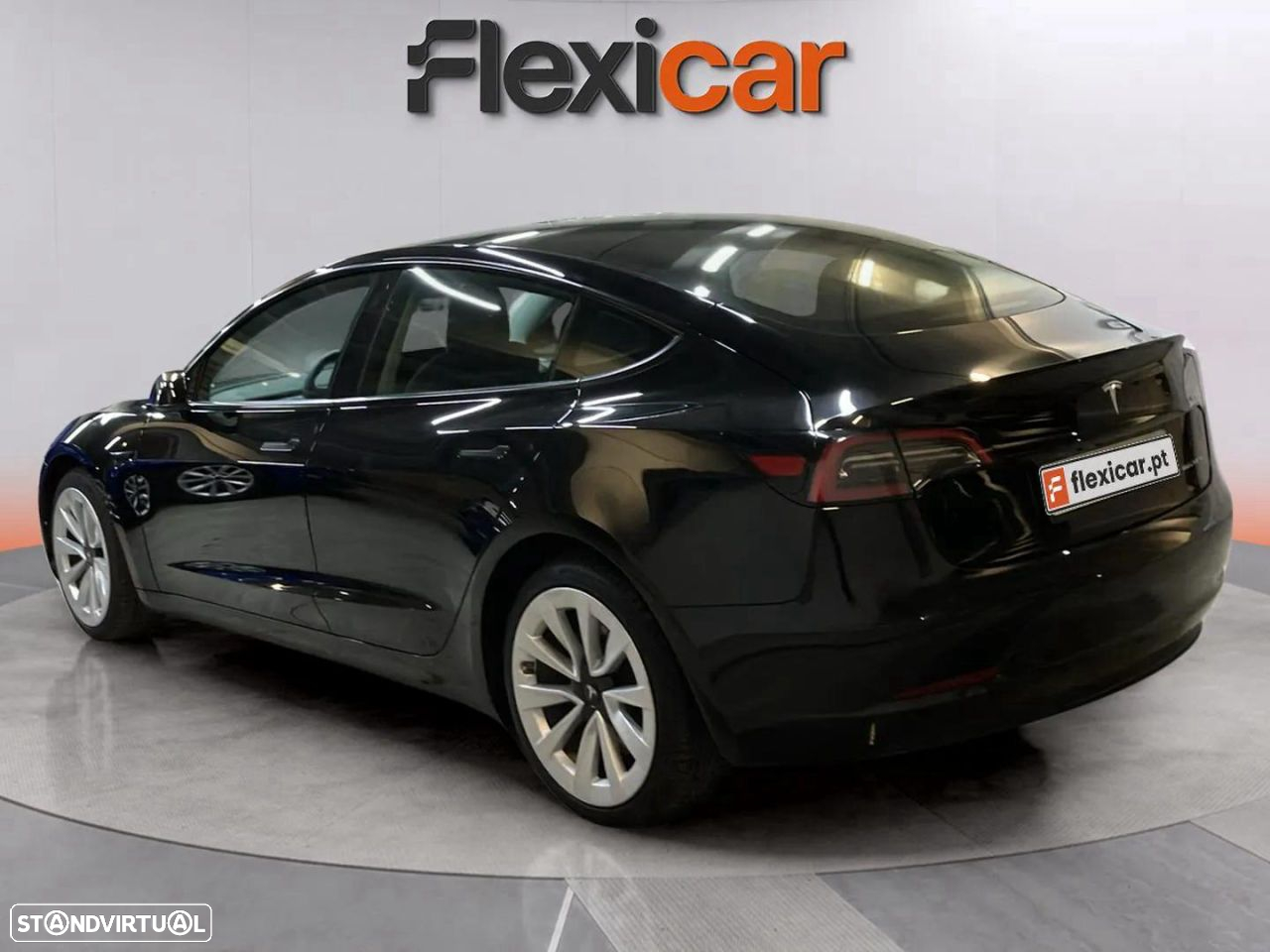 Tesla Model 3 - 5