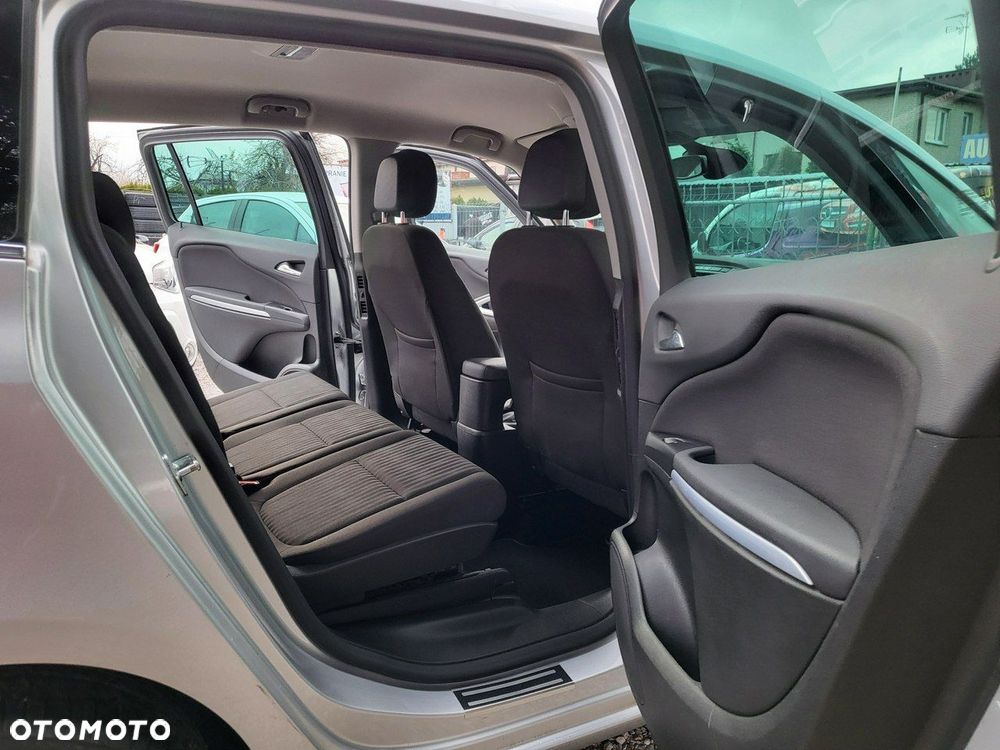 Opel Zafira - 20
