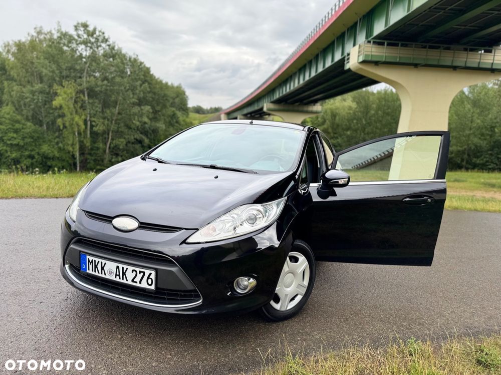 Ford Fiesta 1.25 Champions Edition - 22