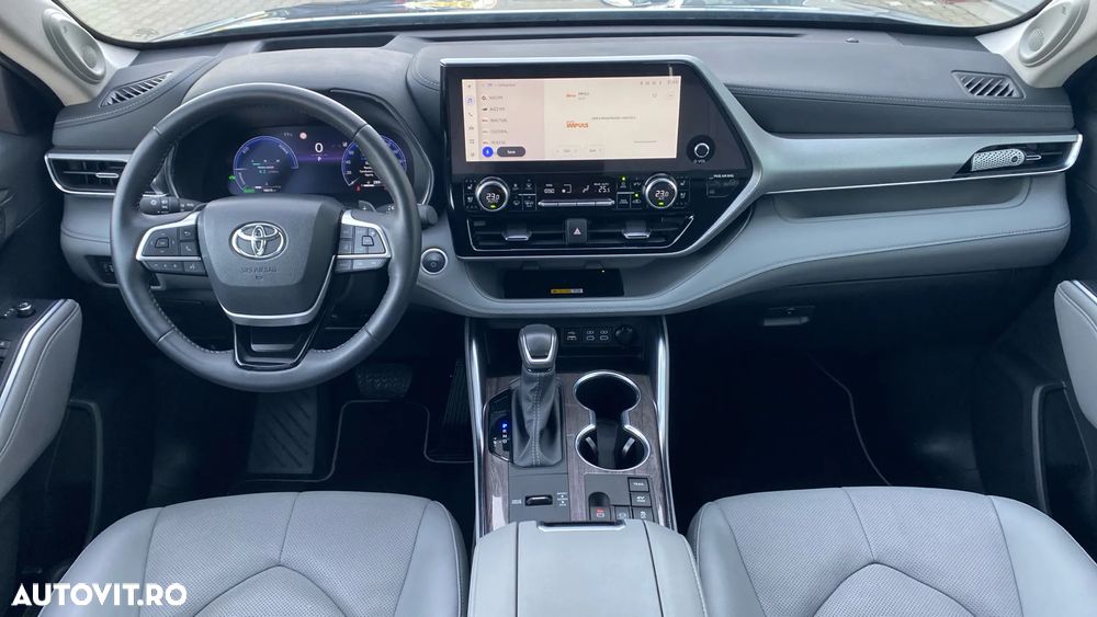 Toyota Highlander 2.5 L Hybrid Dynamic Force 248CP Luxury Pearly - 8