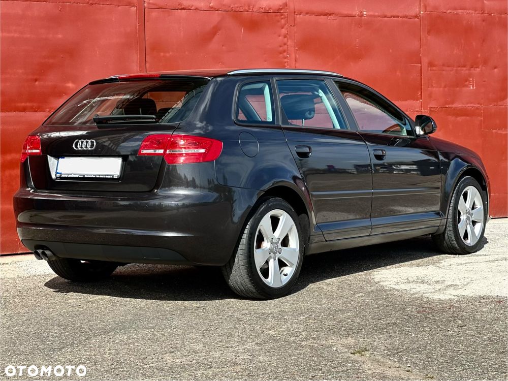 Audi A3 Sportback 2.0 TDI Ambiente - 30
