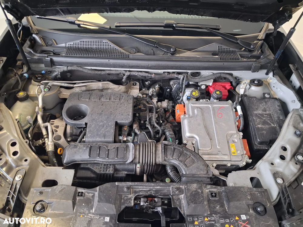 Dacia Duster HEV 140 Journey - 13