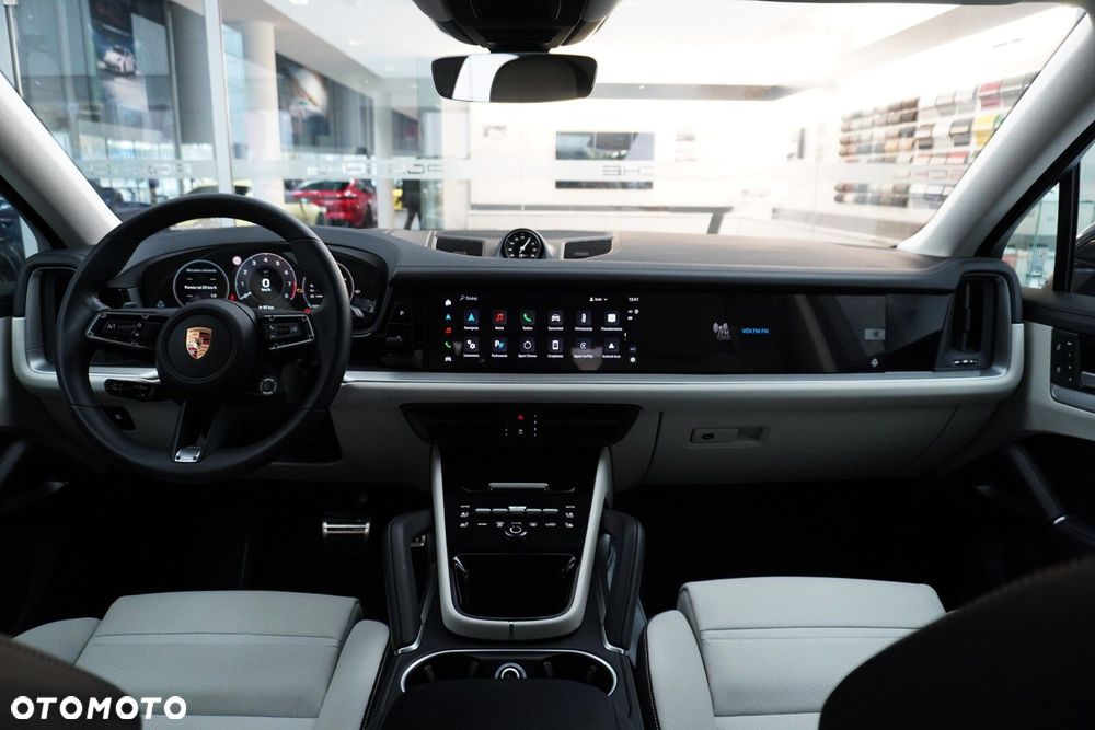 Porsche Cayenne - 12