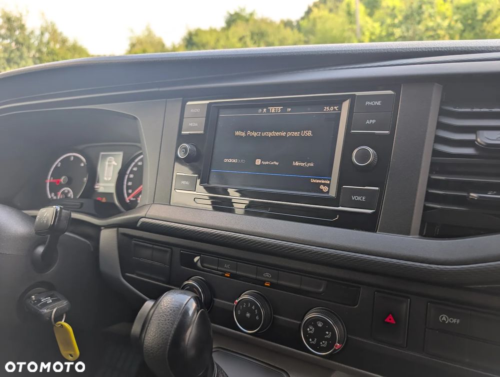 Volkswagen Transporter - 8