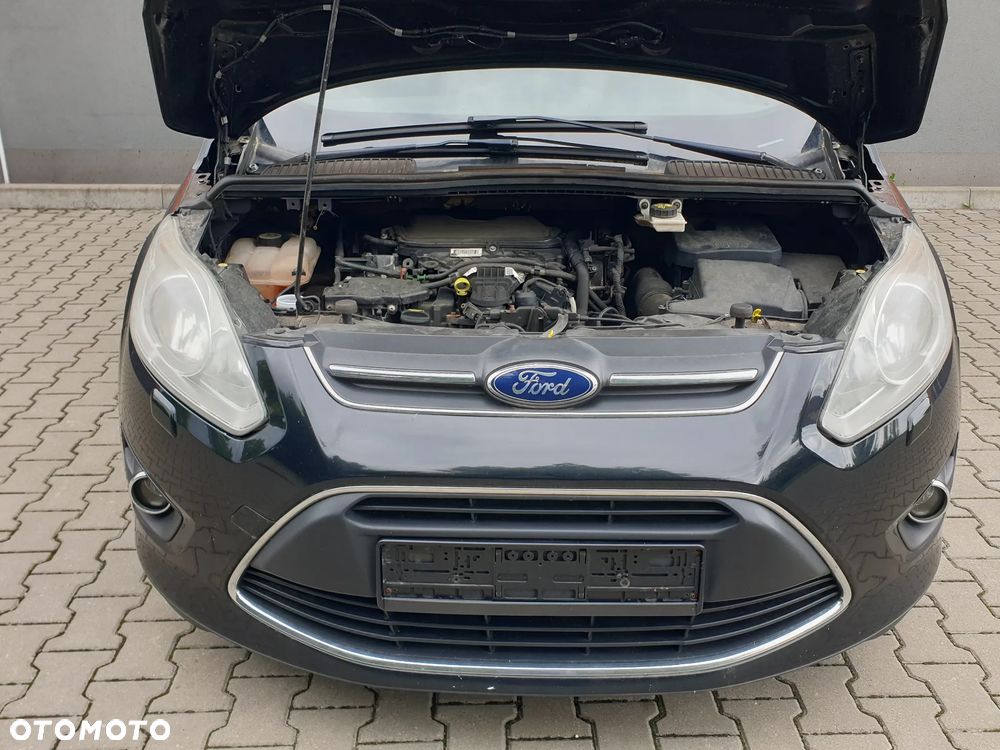 Ford Grand C-MAX - 10