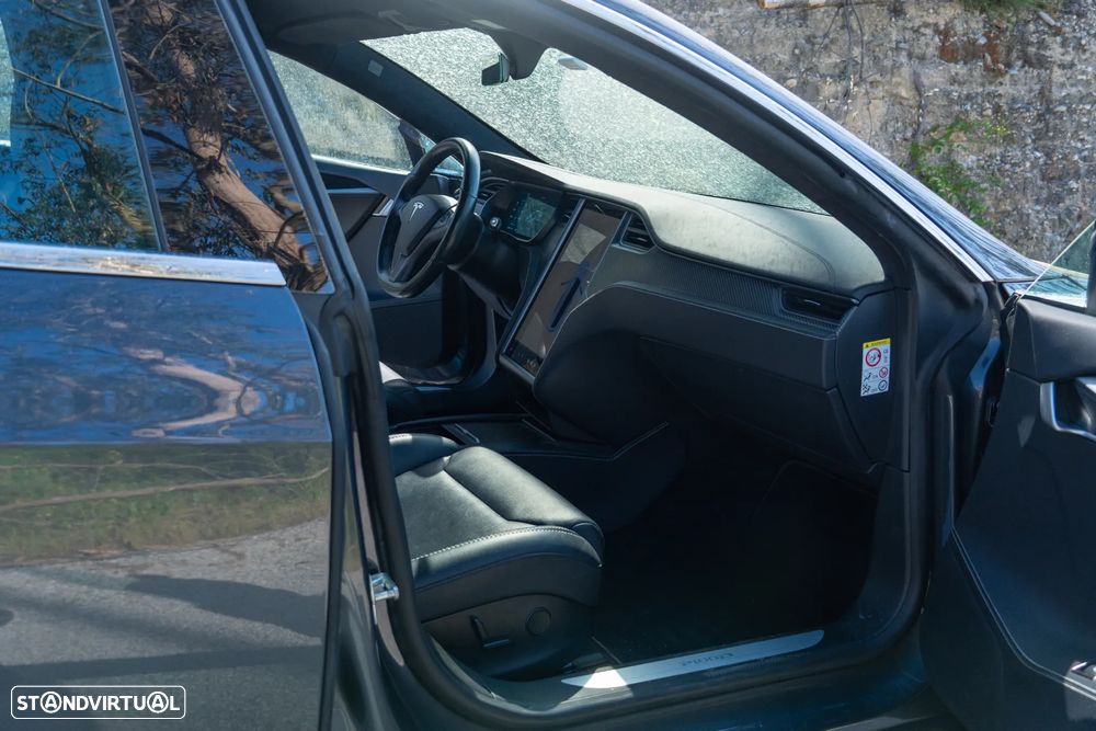 Tesla Model S P100D - 22