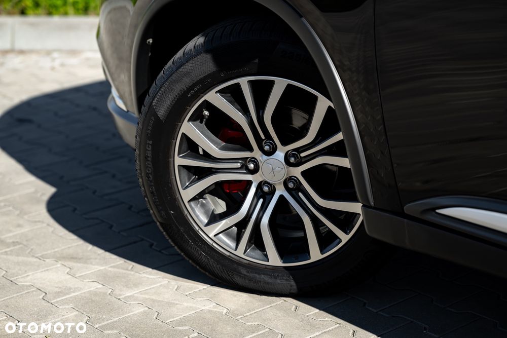 Mitsubishi Outlander 2.2 DI-D 4WD Automatik Invite - 13