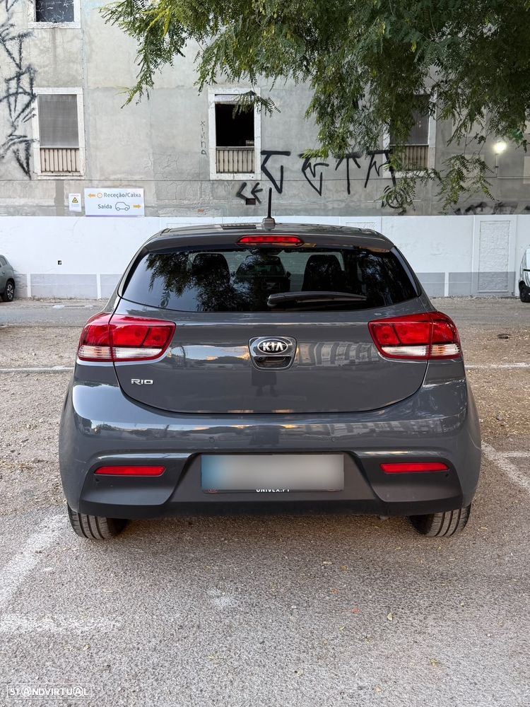 Kia Rio 1.2 CVVT Urban - 3