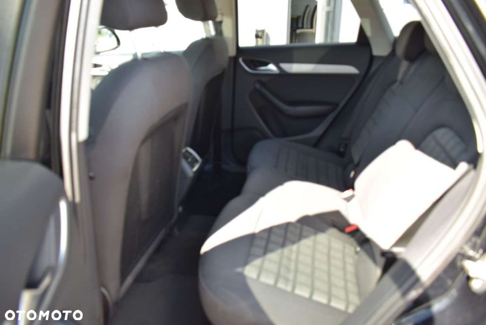 Audi Q3 - 21