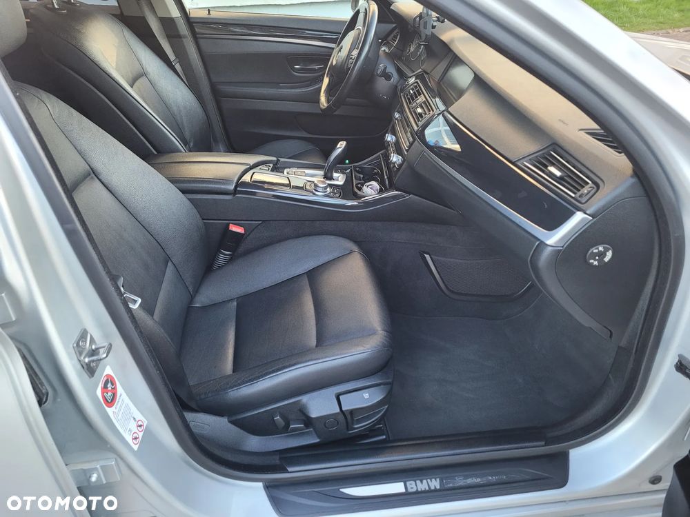 BMW Seria 5 520d - 15