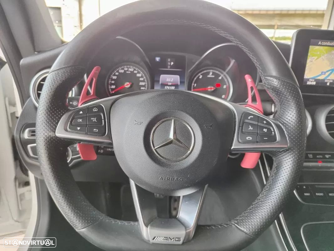Mercedes-Benz C 220 d Coupe 9G-TRONIC AMG Line - 26