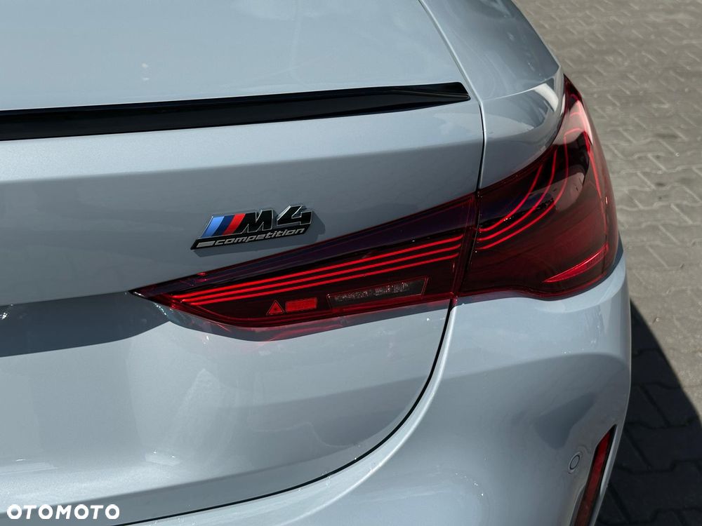 BMW M4 Competition M xDrive - 26