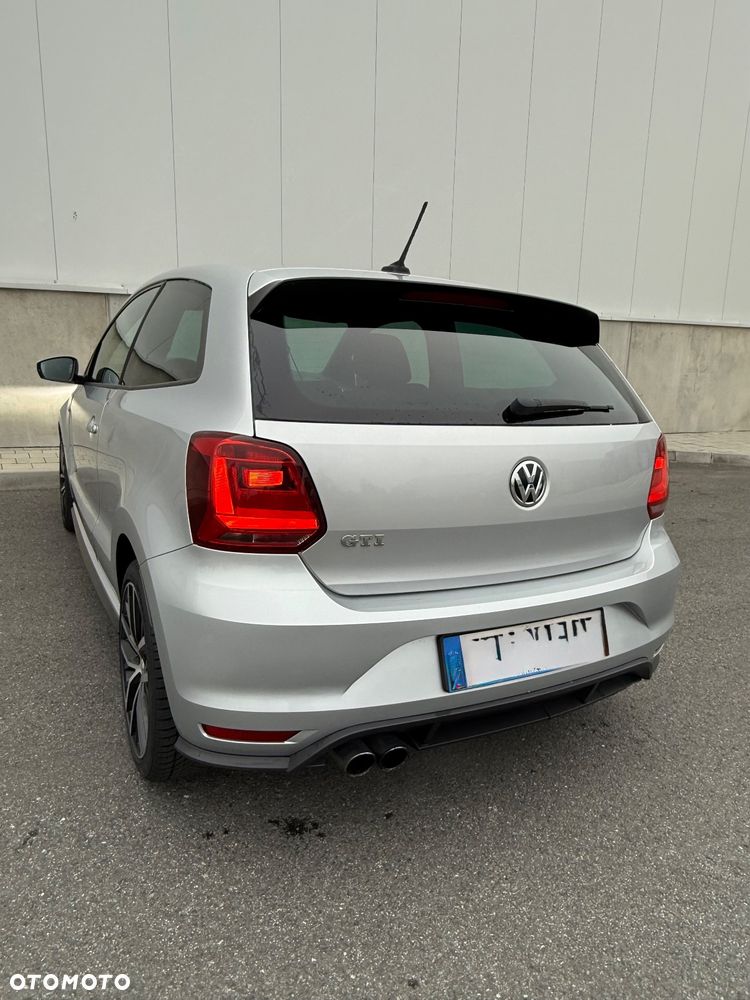 Volkswagen Polo 1.8 TSI (Blue Motion Technology) GTI - 9
