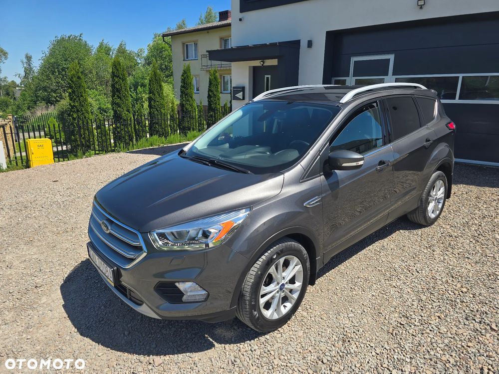Ford Kuga 1.5 EcoBoost 2x4 Titanium - 11