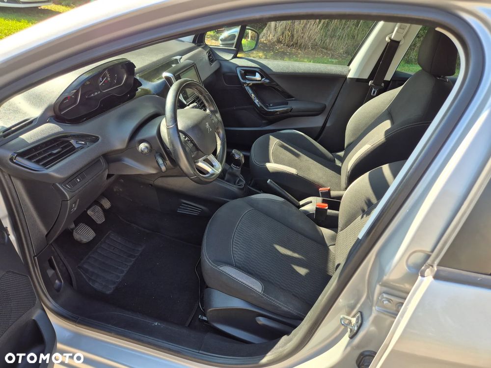 Peugeot 208 1.6 BlueHDi Active - 22