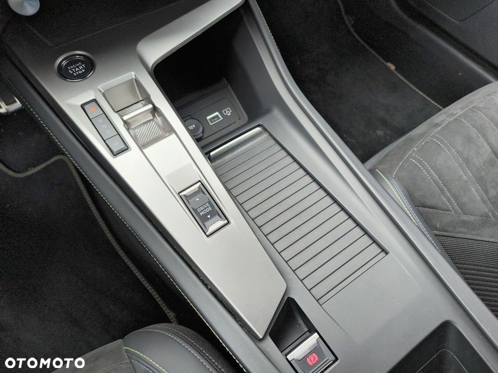 Peugeot 308 - 13