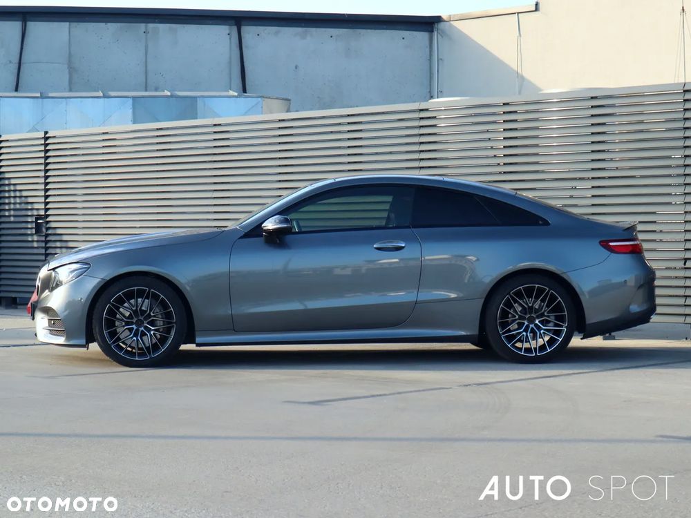 Mercedes-Benz Klasa E 350 9G-TRONIC AMG Line - 2