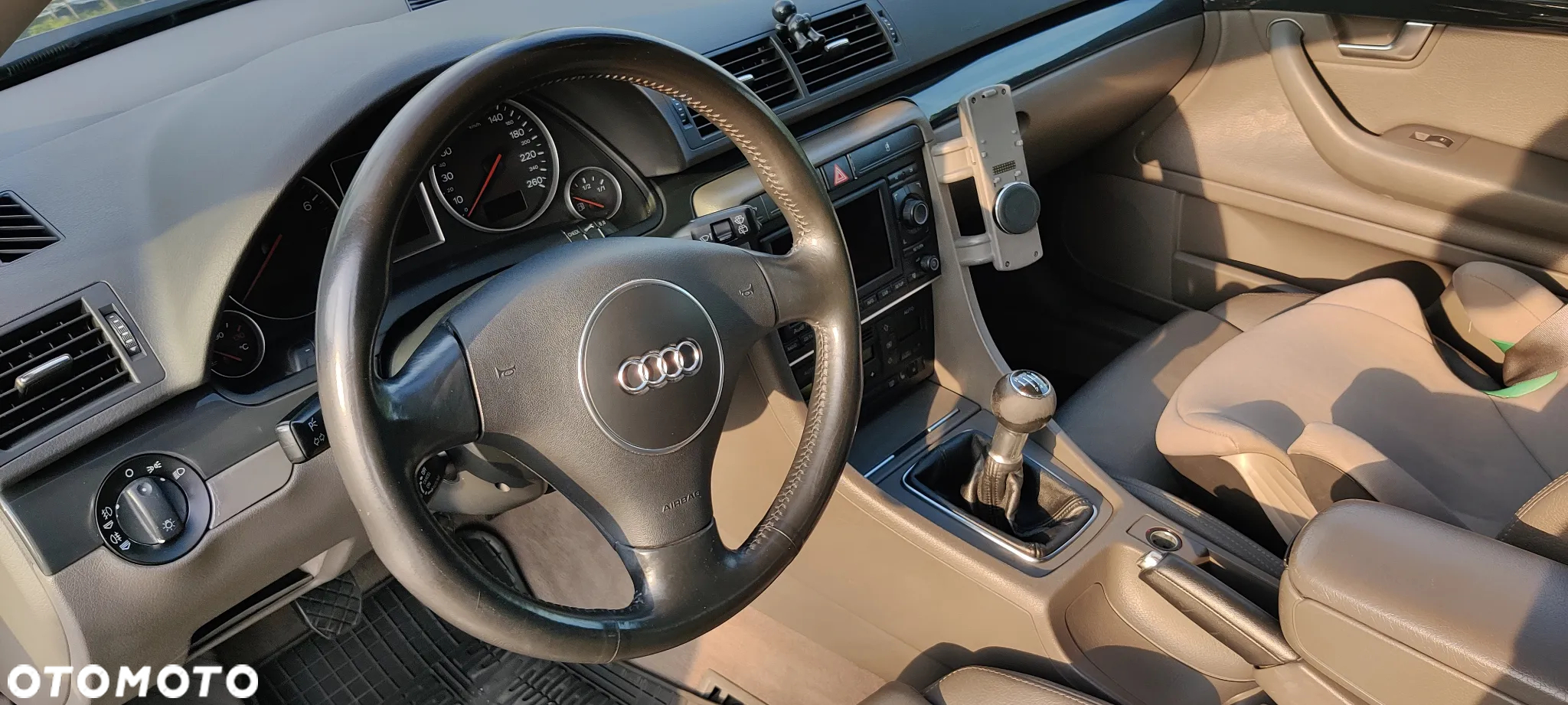 Audi A4 Avant 2.4 - 5
