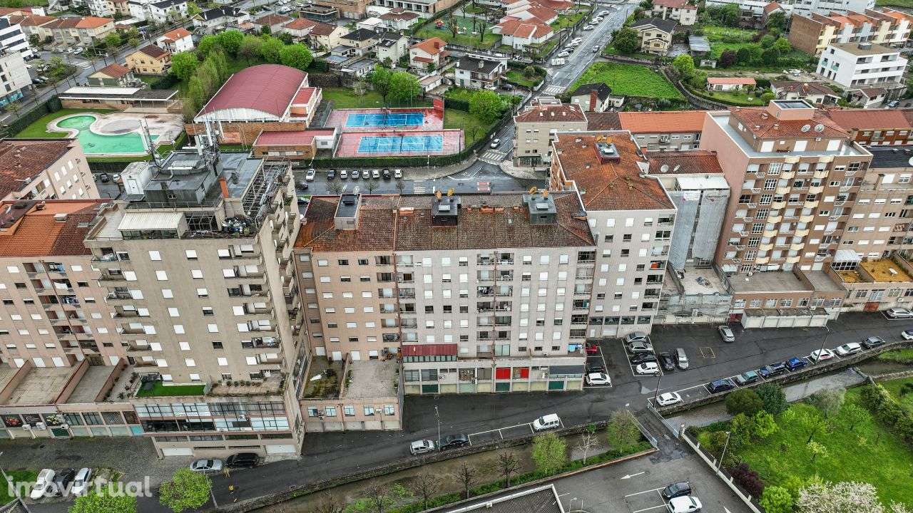 Apartamento T3 Avenida 25 de Abril, Póvoa de Lanhoso - Grande imagem: 2/17