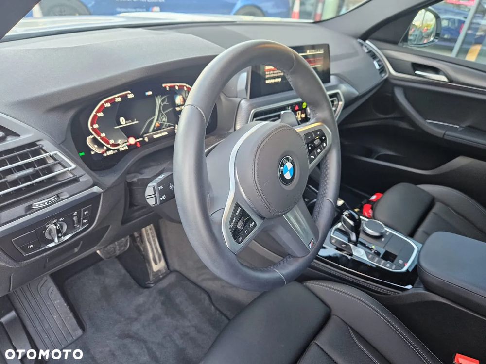 BMW X4 xDrive20i - 10