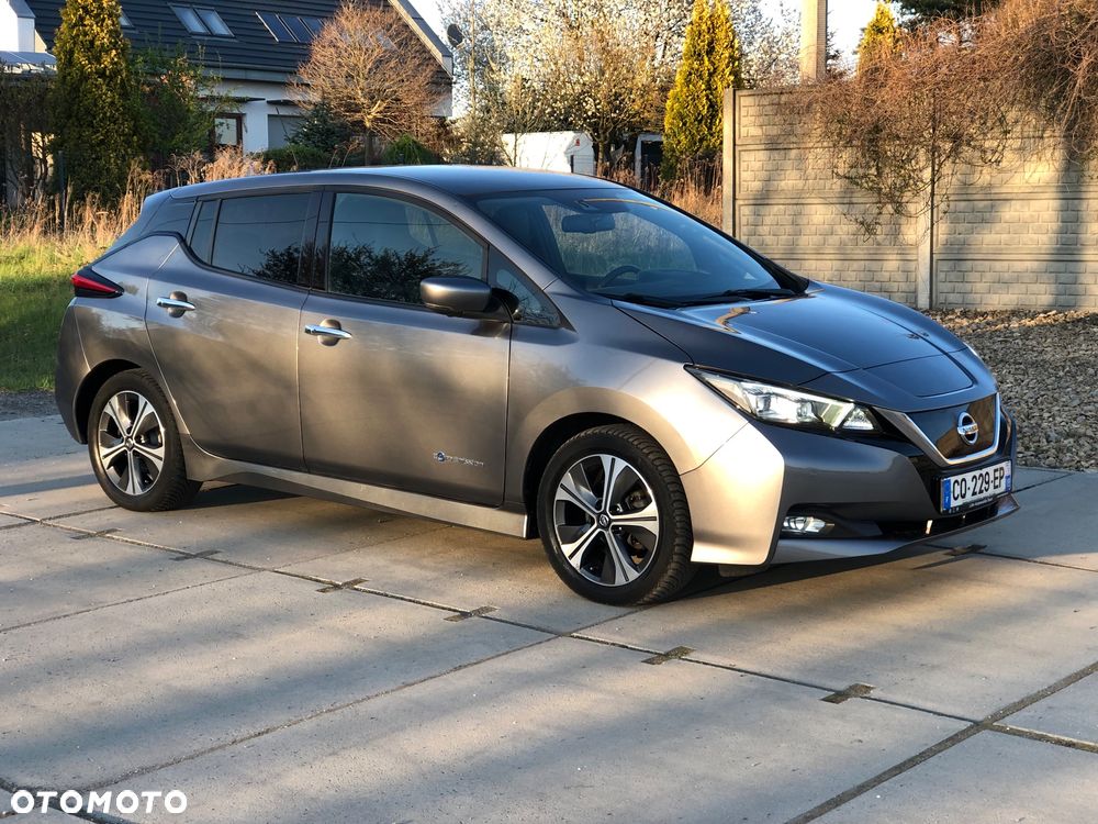 Nissan Leaf 40 kWh Tekna - 2