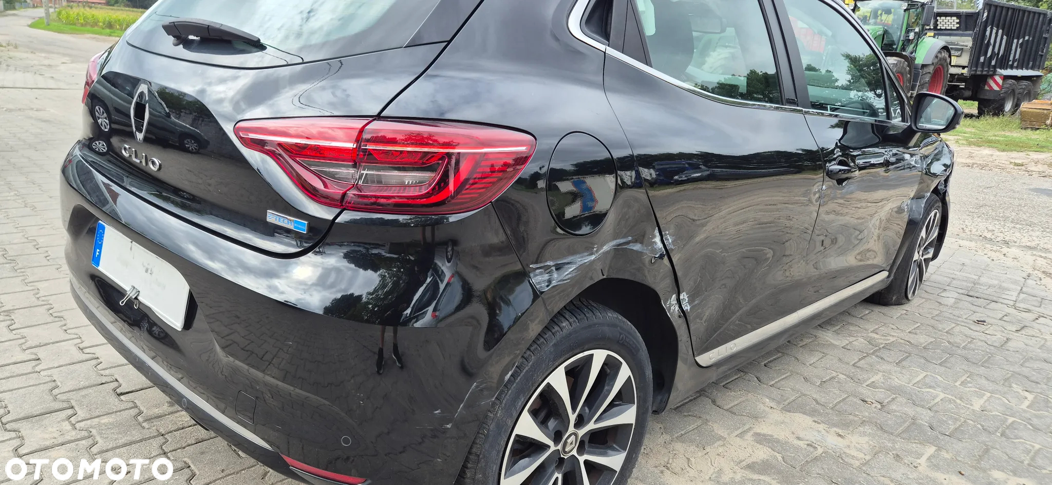 Renault Clio 1.6 E-TECH Intens - 22