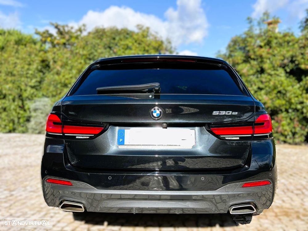 BMW 530 e Pack Desportivo M - 6
