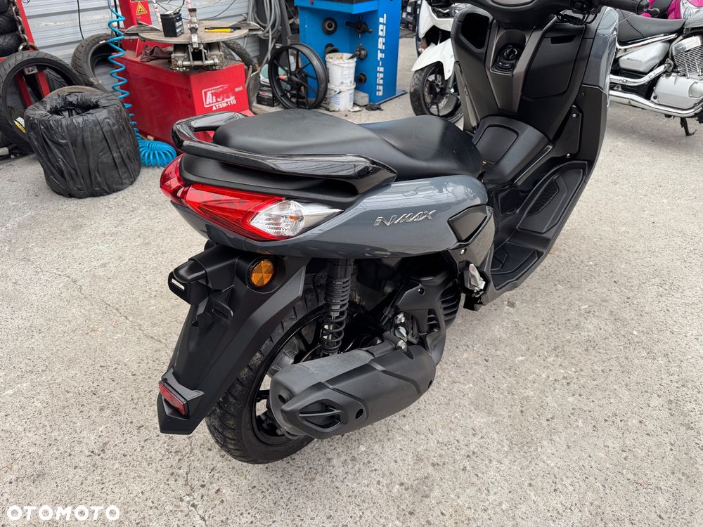 Yamaha NMAX - 6