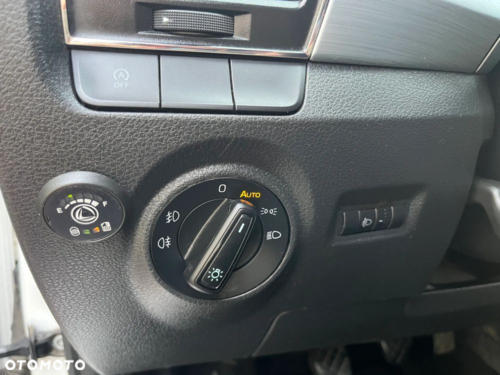 Skoda Fabia 1.0 Ambition - 13