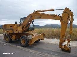 Dezmembrare excavator CASE  1188 - 1