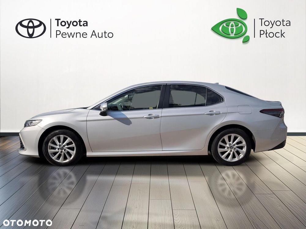Toyota Camry 2023 photo 3