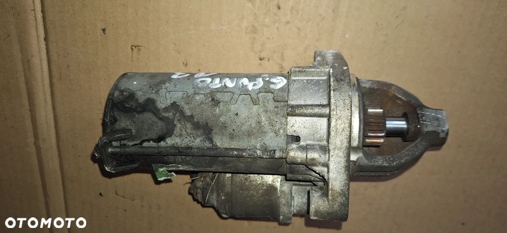 Rozrusznik grande punto 1.3 m-jet 55204116 - 1