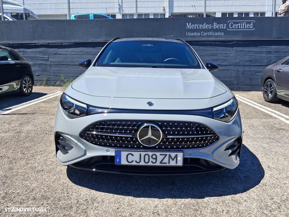 Mercedes-Benz CLA 220 Standard - 3