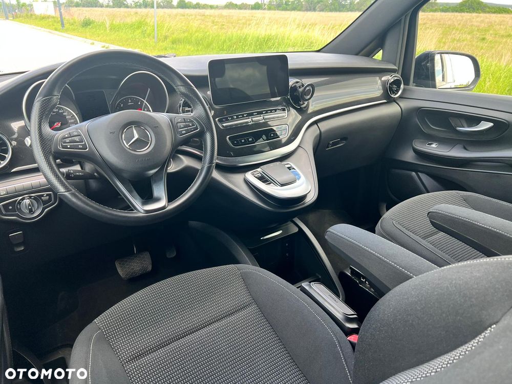 Mercedes-Benz Klasa V 300 d 4-Matic 9G-Tronic (d³ugi) - 21