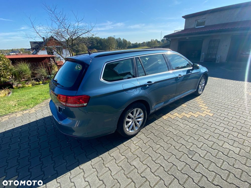 Volkswagen Passat - 5