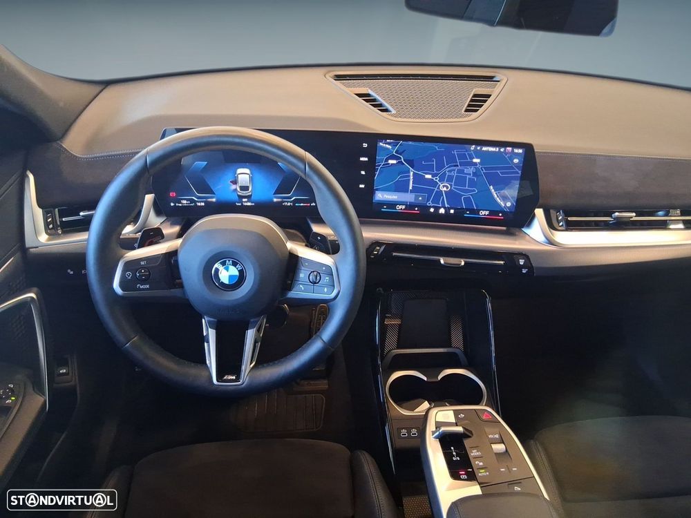 BMW X2 18 d sDrive Auto Pack M - 11