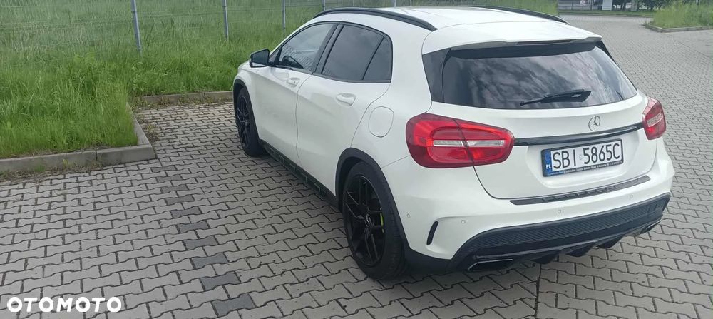 Mercedes-Benz GLA AMG 45 4Matic AMG Speedshift 7G-DCT - 4