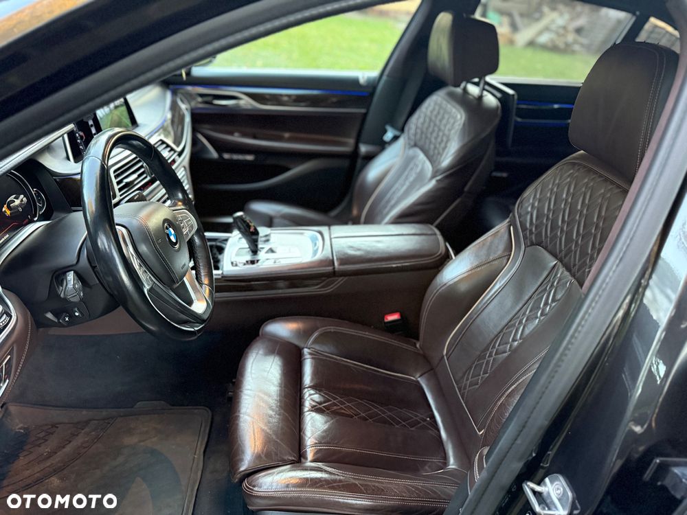 BMW Seria 7 730d xDrive - 33