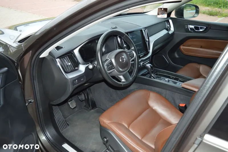 Volvo XC 60 D3 Momentum - 13
